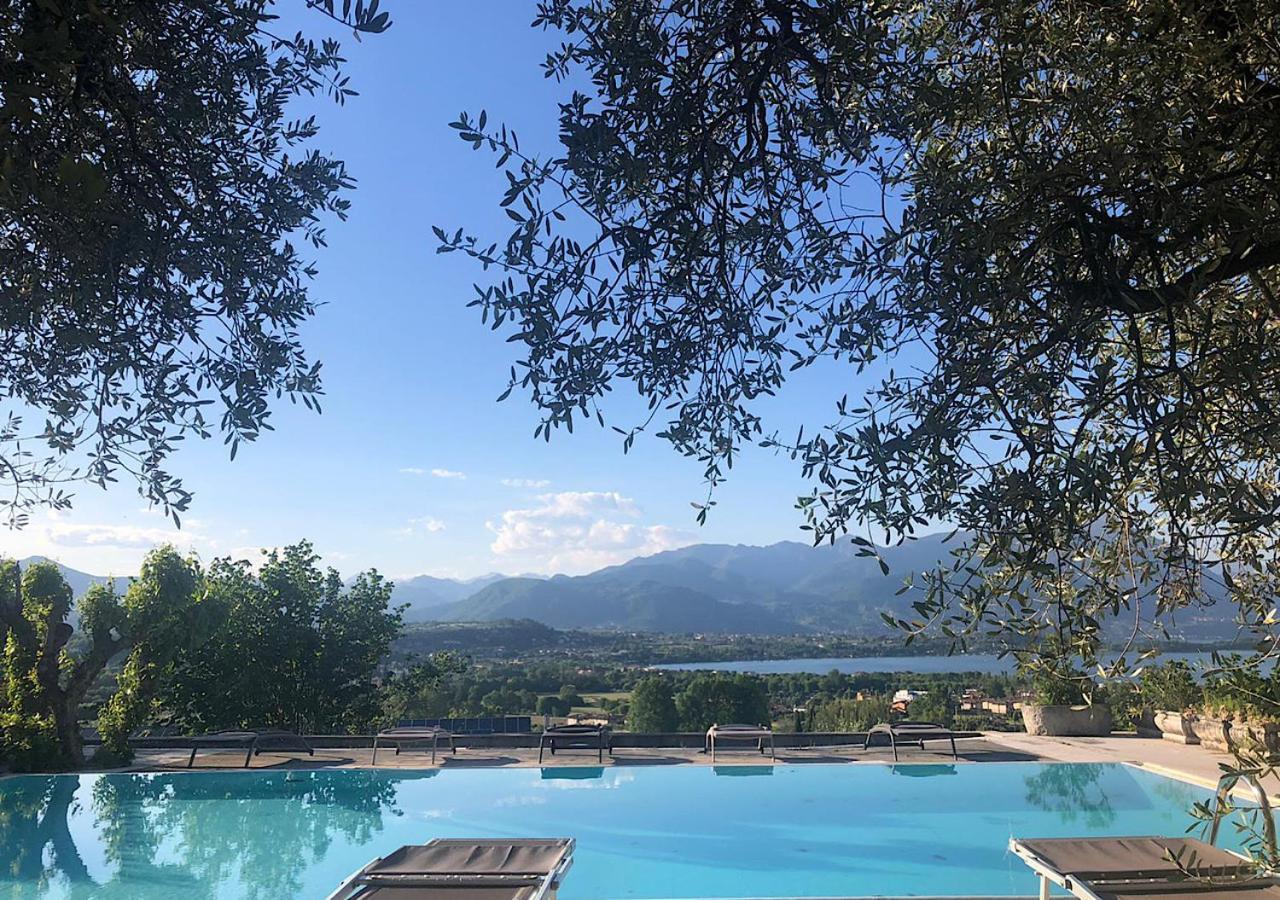 Villa Elena Appartamento In Villa Montinelle Eksteriør billede