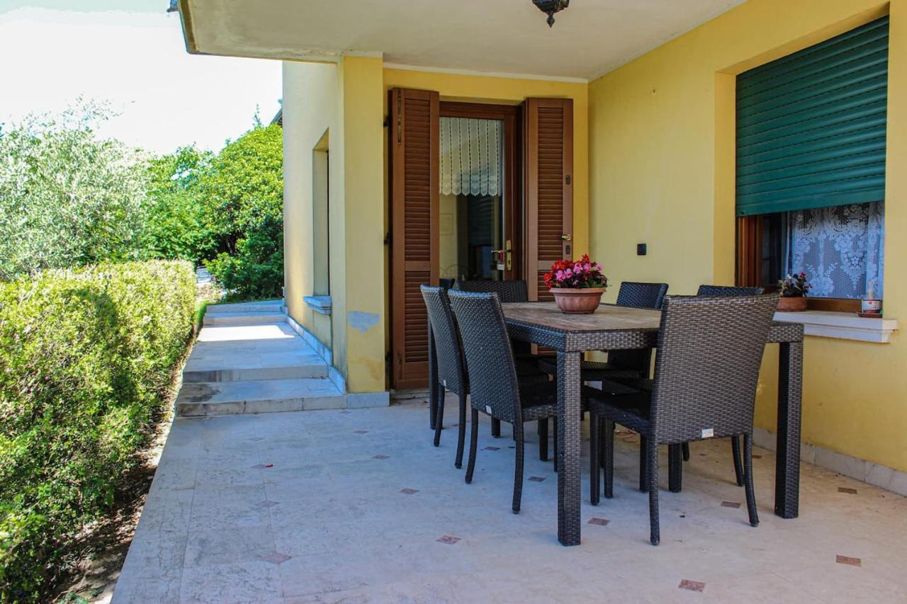Villa Elena Appartamento In Villa Montinelle Eksteriør billede