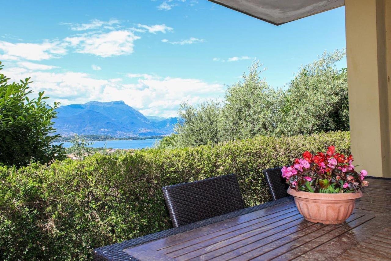 Villa Elena Appartamento In Villa Montinelle Eksteriør billede
