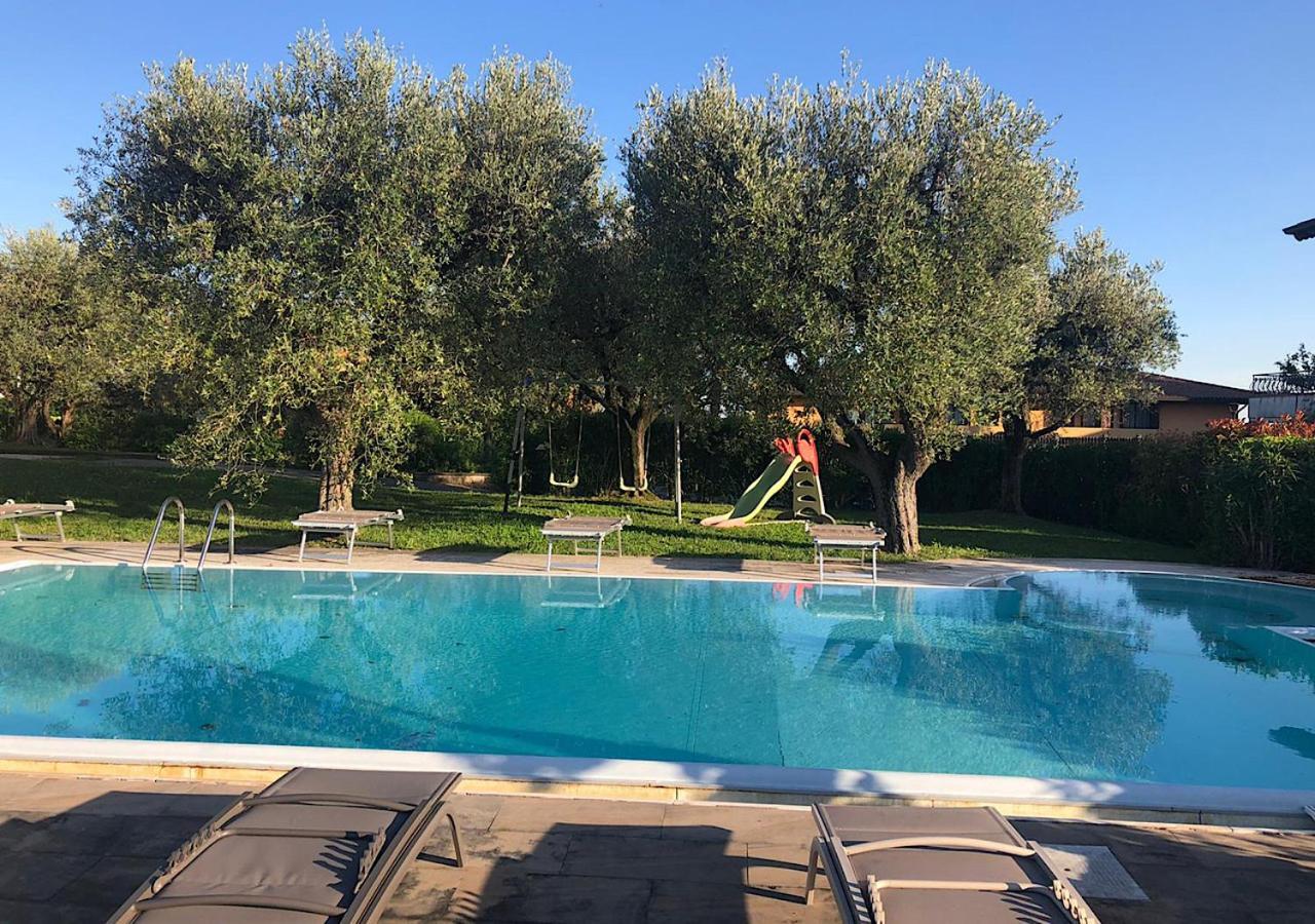 Villa Elena Appartamento In Villa Montinelle Eksteriør billede