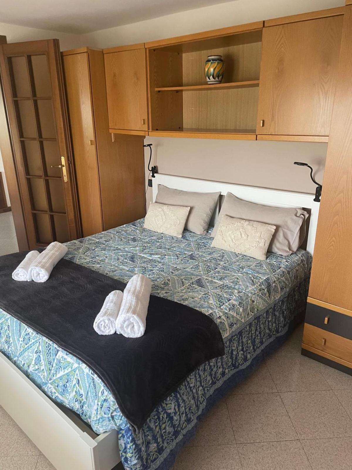 Villa Elena Appartamento In Villa Montinelle Eksteriør billede
